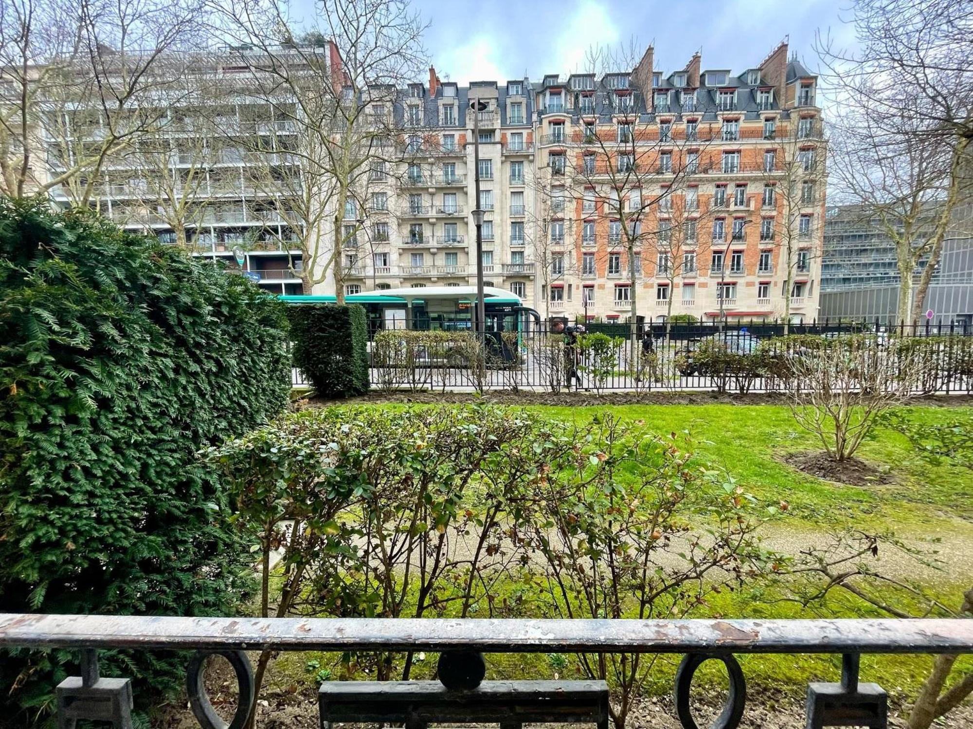 Apartment Auteuil Suchet